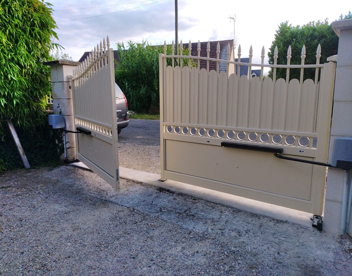 Motorisation portail à Tours